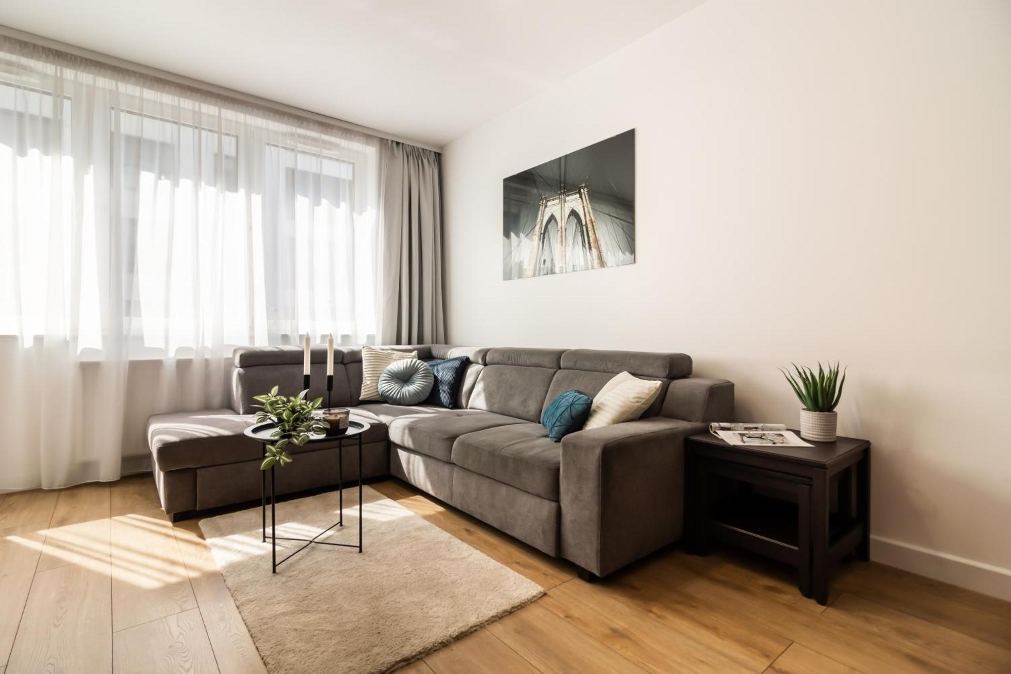 Apartament Near Sky Tower Free Parking For 2 Cars Wroclaw Luaran gambar